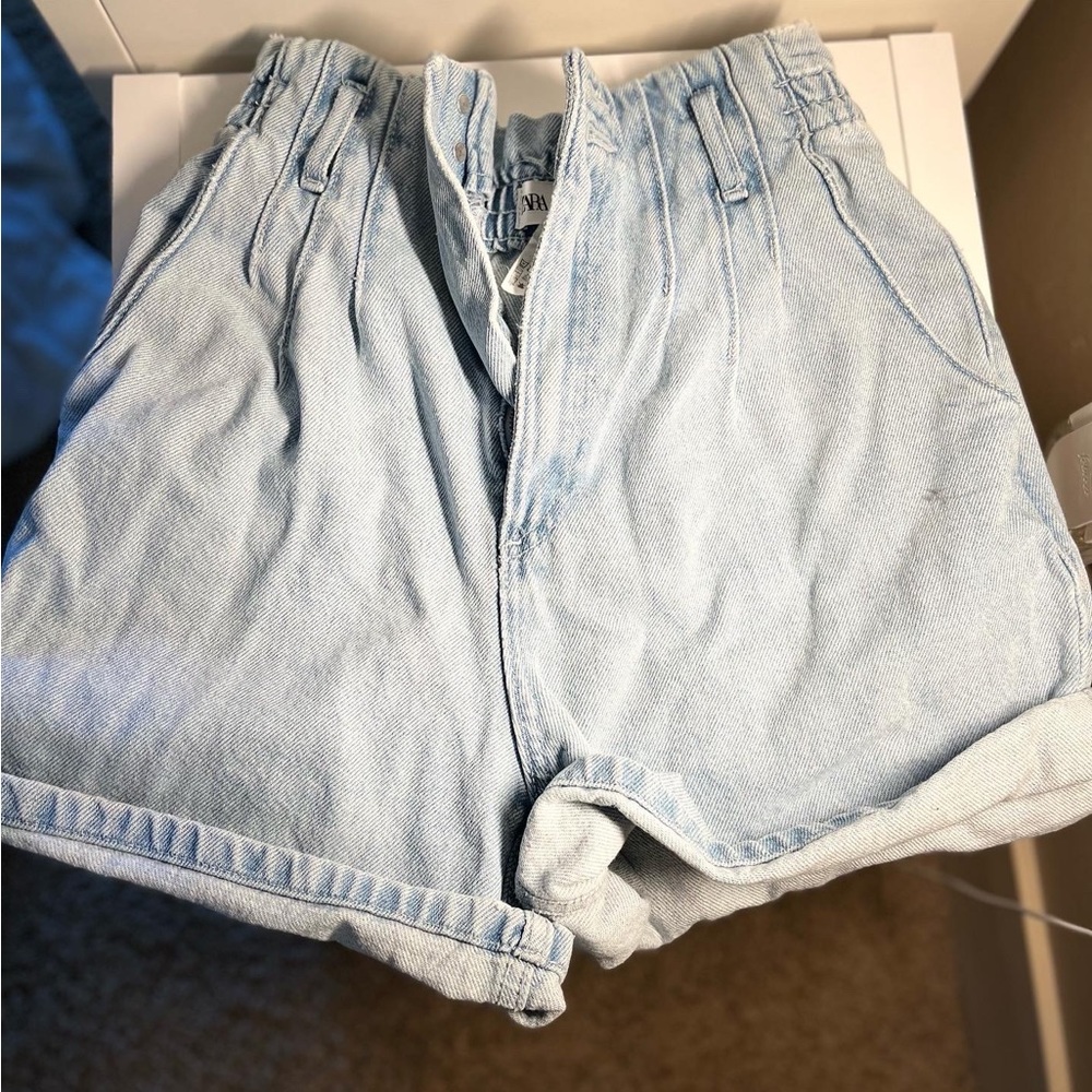 Zara high rise mom shorts worn once!